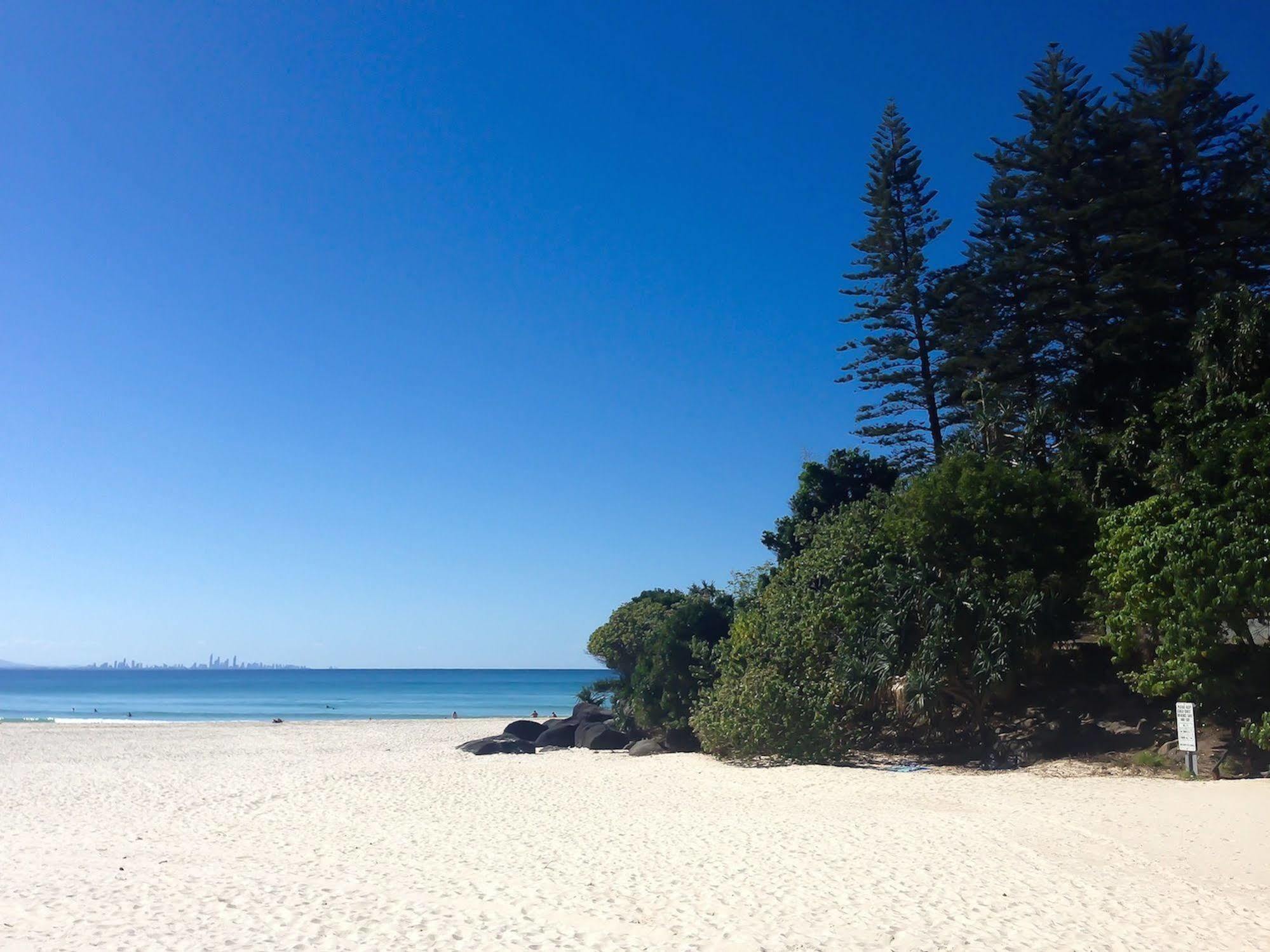 Komune Resort And Beach Club Greenmount Beach Coolangatta Dış mekan fotoğraf