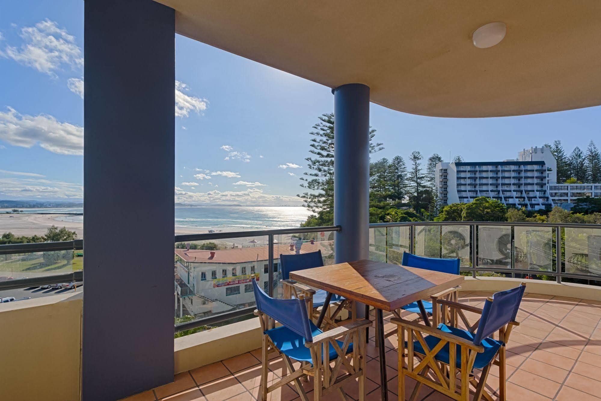 Komune Resort And Beach Club Greenmount Beach Coolangatta Dış mekan fotoğraf